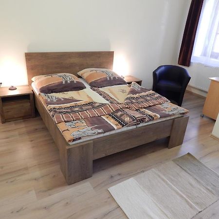 MosonmagyaróvárCsillagvirag Apartman公寓 外观 照片