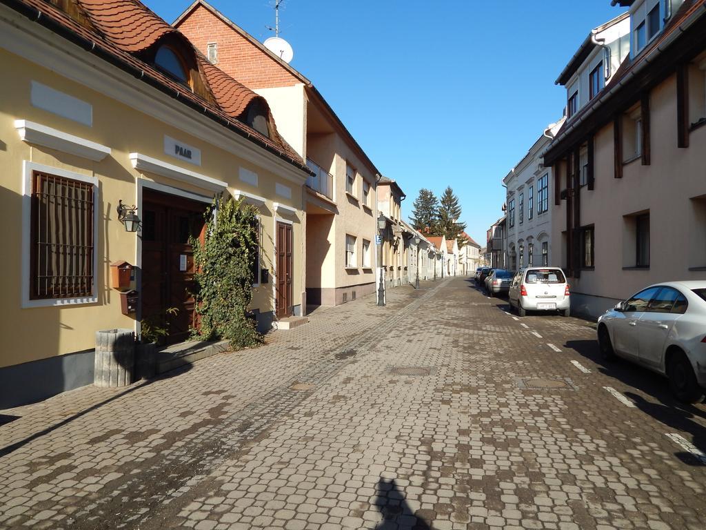 MosonmagyaróvárCsillagvirag Apartman公寓 外观 照片